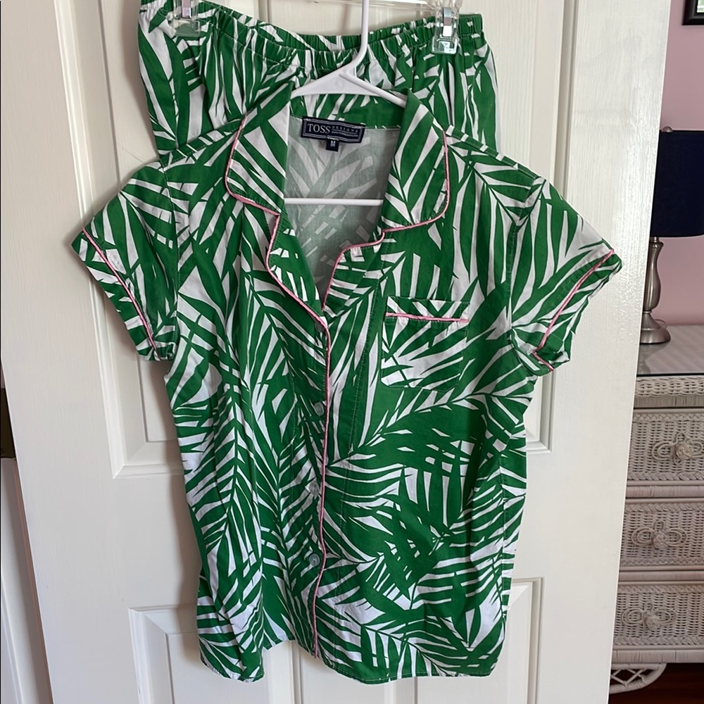 Green Leaf Print Women's Top